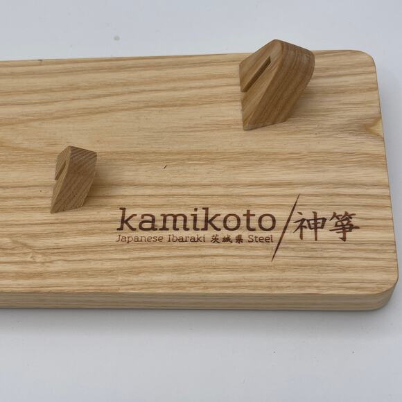 Kamikoto Senshi Wooden Display Stand - Picture 2 of 8